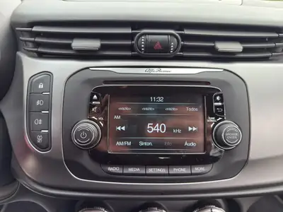Alfa Romeo Giulietta 1.4 T — Élégance italienne, moteur dynamique et entretien complet — Thumbnail 15