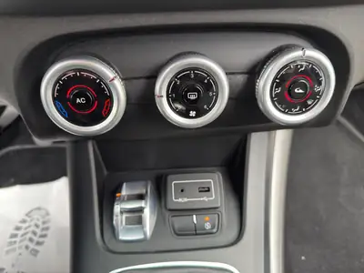 Alfa Romeo Giulietta 1.4 T — Élégance italienne, moteur dynamique et entretien complet — Thumbnail 16