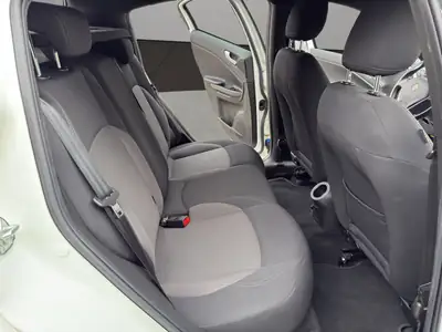Alfa Romeo Giulietta 1.4 T — Élégance italienne, moteur dynamique et entretien complet — Thumbnail 18