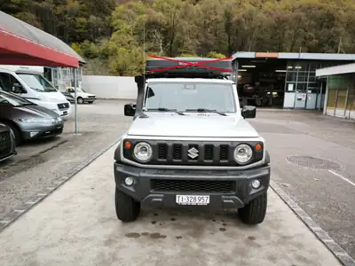 Suzuki Jimny 1.5 Compact Top 4x4 — Le vrai 4x4 urbain, 28'000 km seulement — tableau de bord