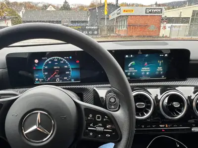 Mercedes-Benz CLA 180 Shooting Brake — Élégance pratique et efficacité — Seitenansicht