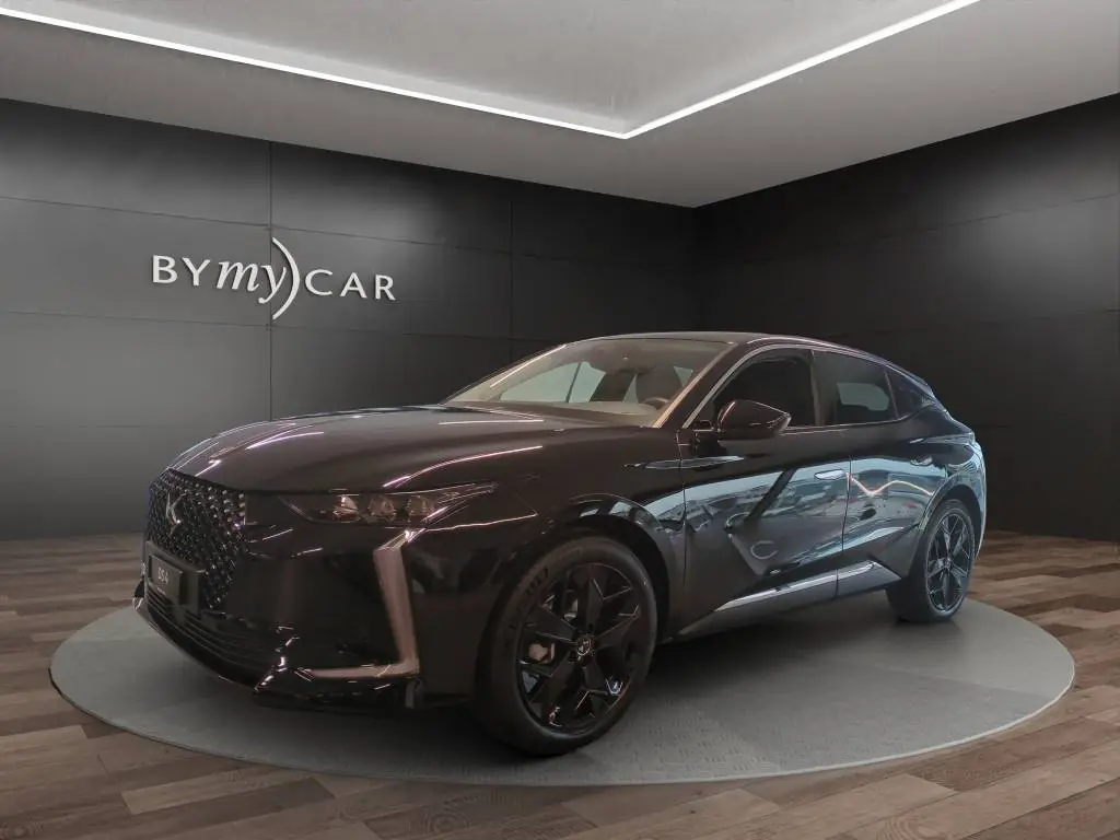 DS 4 1.2 MHEV Ligne Noire — Berline Compacte Hybride Légère, Élégance Française