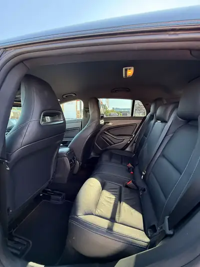 Mercedes-Benz CLA 250 Shooting Brake — Élégance sportive et polyvalence 4Matic — Armaturenbrett