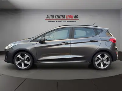 Ford Fiesta 1.0 SCTi Active — Citadine économe avec navigation et chauffage intégré — arrière