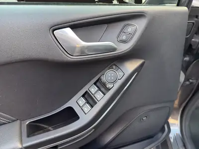 Ford Fiesta 1.0 SCTi Active — Citadine économe avec navigation et chauffage intégré — Miniature 21