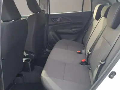 Suzuki Swift 1.2 Compact Top Hybrid — Citadine agile et écologique — Thumbnail 10