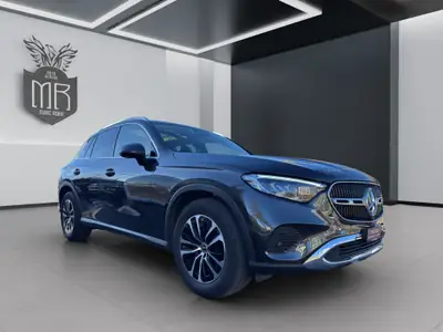 Mercedes-Benz GLC 200 4Matic — SUV hybride léger, 31 600 km seulement — Thumbnail 8