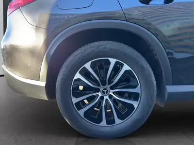 Mercedes-Benz GLC 200 4Matic — SUV hybride léger, 31 600 km seulement — Thumbnail 21