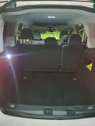 VW Caddy 2.0 TDI DSG — Utilitaire polyvalent, faible kilométrage, boîte automatique — dashboard
