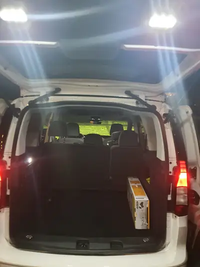 VW Caddy 2.0 TDI DSG — Utilitaire polyvalent, faible kilométrage, boîte automatique — Thumbnail 7