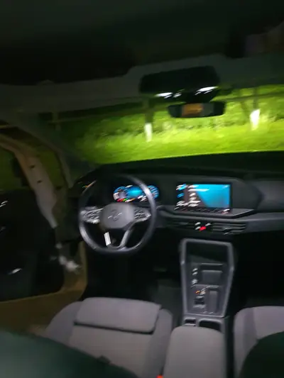 VW Caddy 2.0 TDI DSG — Utilitaire polyvalent, faible kilométrage, boîte automatique — Thumbnail 10