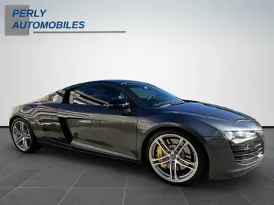 Audi R8 Coupé 4.2 — Supercar légendaire, 420 ch, boîte manuelle authentique — Miniatura 8