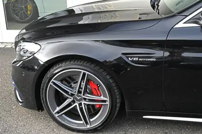 Mercedes-Benz C 63 S AMG — Le dernier V8 4.0L : un mythe automobile à 84 000 km — interior