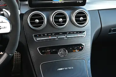 Mercedes-Benz C 63 S AMG — Le dernier V8 4.0L : un mythe automobile à 84 000 km — Thumbnail 14