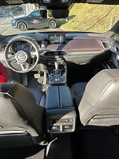 Mazda CX-9 2.5T AWD — SUV 7 places spacieux, moteur turbo, faible kilométrage — Miniatur 8