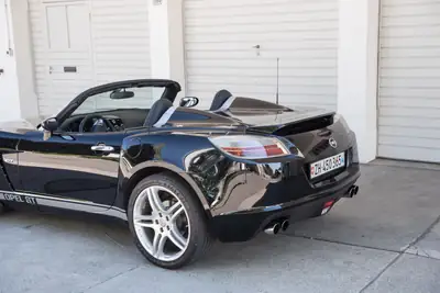 Opel GT 2.0 Turbo — Cabriolet sportif collector, édition « Last Run » exclusive — arrière