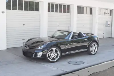 Opel GT 2.0 Turbo — Cabriolet sportif collector, édition « Last Run » exclusive — intérieur
