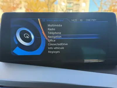 BMW i8 Coupé 2016 — Sportive hybride rechargeable, à peine roulée — Miniatur 18