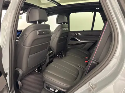 BMW X5 xD 48V 30d M Sport Pro 2025 — SUV premium 7 places, hybride mild, très faible kilométrage — detail