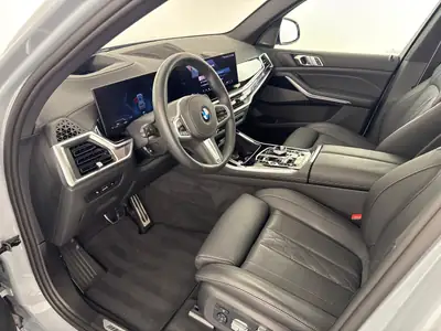 BMW X5 xD 48V 30d M Sport Pro 2025 — SUV premium 7 places, hybride mild, très faible kilométrage — dashboard
