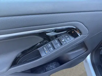 Range Rover Evoque D 150 S — Diesel efficace, 8 équipements, essence de prestige — Thumbnail 12