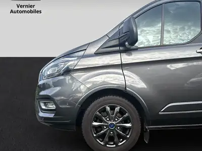 Ford Tourneo Custom 320 L2H1 Titanium X — Minibus 8 places, diesel automatique, très bon état — Thumbnail 8