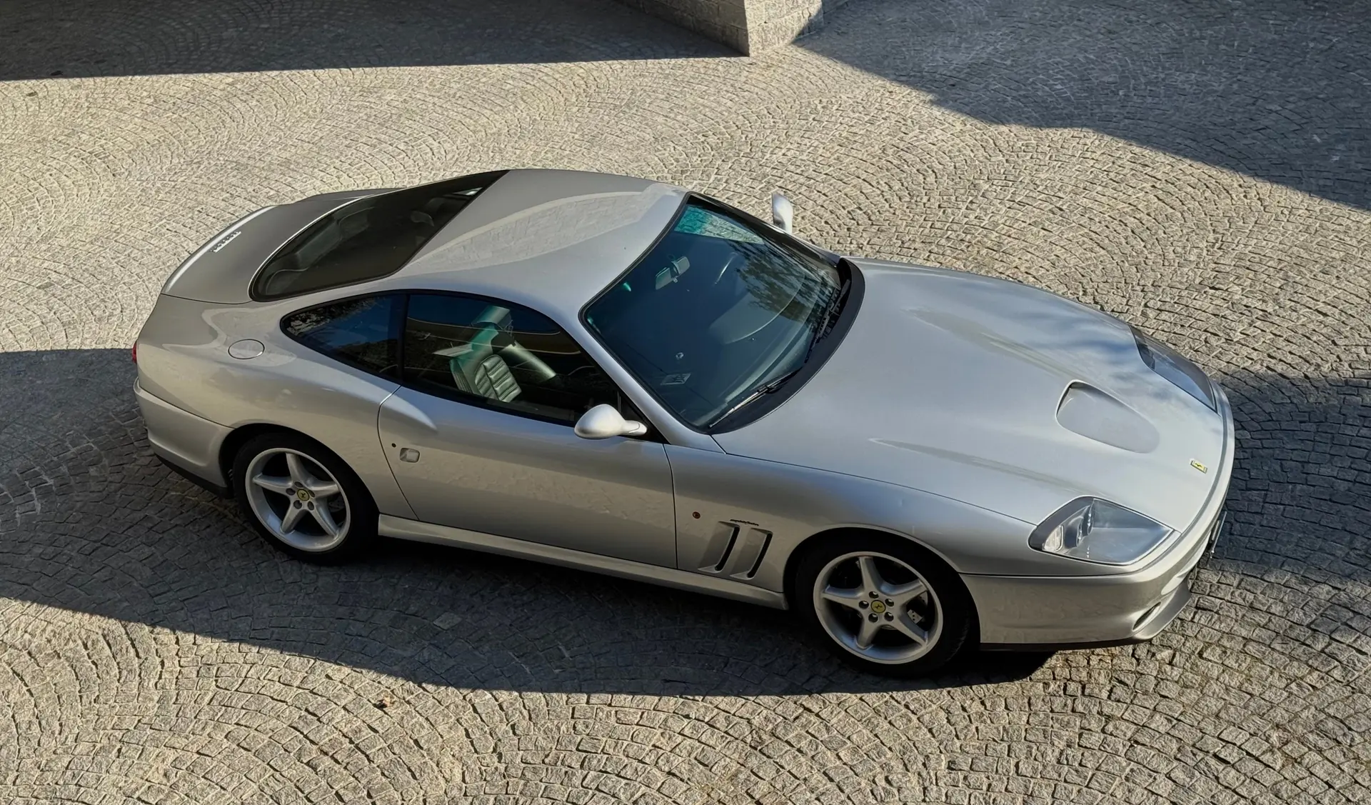 Ferrari F550 Maranello 1997 — Légendaire V12 Biturbo, seulement 23'990 km