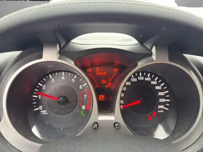 Nissan Juke 1.6 DIG-T Tekna 4x4 — SUV dynamique, transmission CVT, caméra & navigation — Thumbnail 11