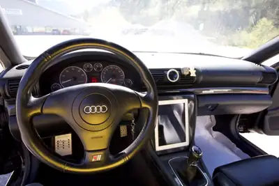 Audi S4 B5 Break 2000 — Break sportif authentique, 265 ch et transmission manuelle — Thumbnail 15
