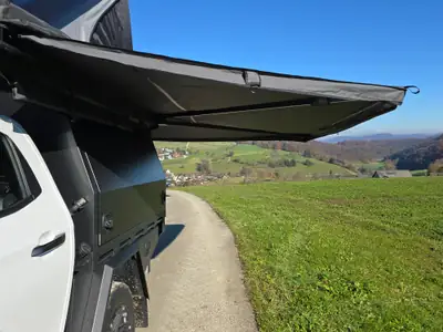 ISUZU D-MAX CrewCab Nitro Sport 4x4 — Pick-up offroad haute performance, kilométrage réduit — Miniatur 28