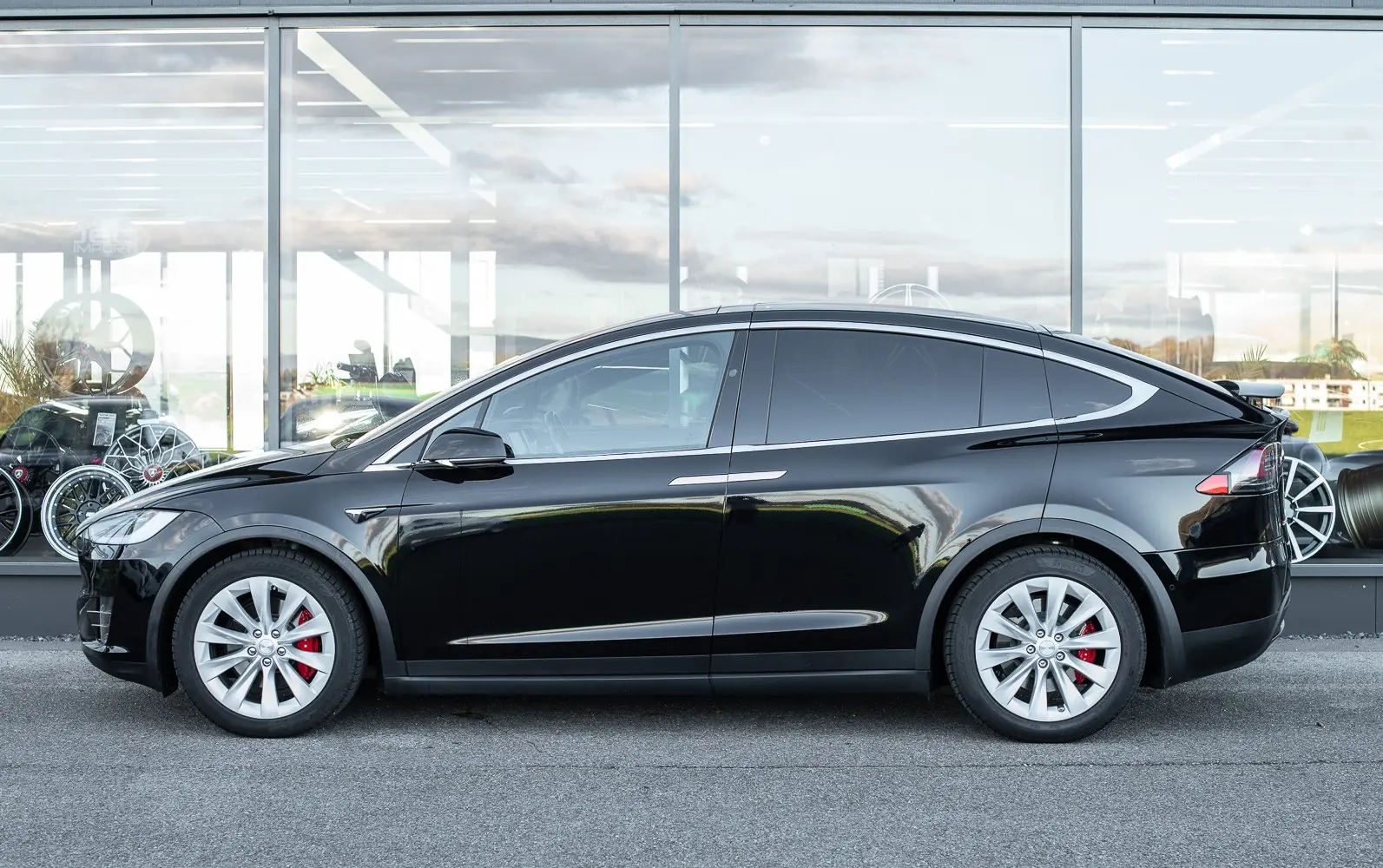 Tesla Model X 2019 occasion Bassecourt — 4