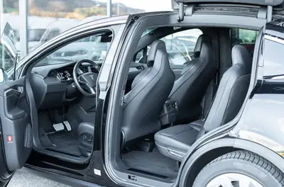 Tesla Model X 100D Performance Ludicrous+ — SUV électrique haute performance, 36'000 km — Thumbnail 12