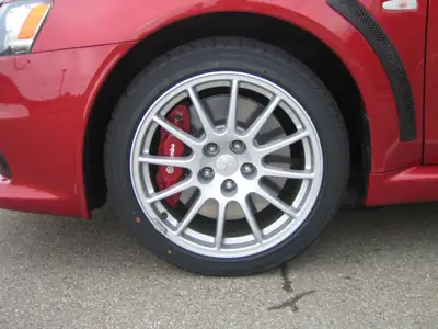 Mitsubishi Lancer Evo X GSR TC-SST — Légende sportive, 36'000 km, son Rockford Fosgate — Miniature 9