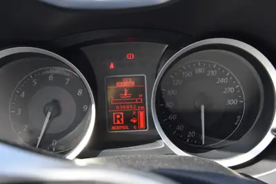 Mitsubishi Lancer Evo X GSR TC-SST — Légende sportive, 36'000 km, son Rockford Fosgate — Miniature 13