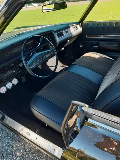 Chevrolet Impala 350 1972 — Muscle car américaine authentique, historique sans accident — Heckansicht