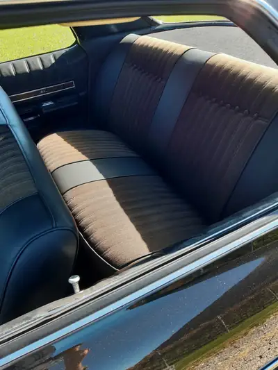 Chevrolet Impala 350 1972 — Muscle car américaine authentique, historique sans accident — Innenraum