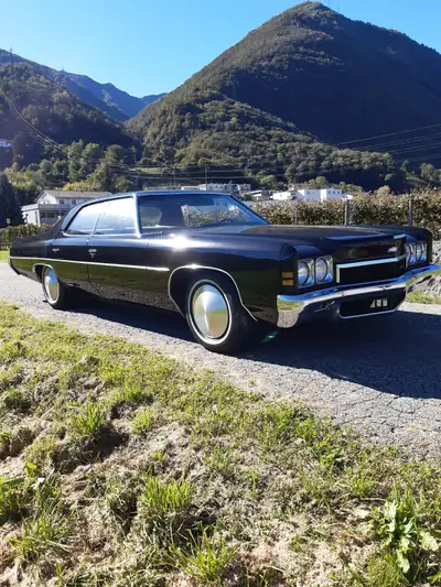 Chevrolet Impala 350 1972 — Muscle car américaine authentique, historique sans accident — Armaturenbrett