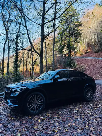 Mercedes-Benz GLC Coupé 200 4Matic — SUV premium hybride léger, 45'500 km — Außenansicht
