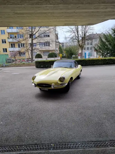 Jaguar E 1,5 Cabriolet 1968 — Légende britannique restaurée, moteur révisé — interni