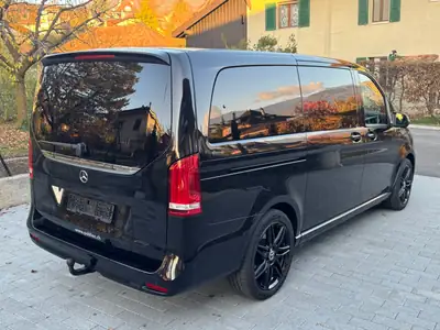 Mercedes-Benz V 300 d Swiss Edition — Monospace 7 places, motorisation diesel efficace — side view