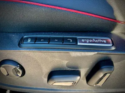 VW ID.4 GTX 77 kWh 4Motion — SUV électrique haute performance, 33 000 km seulement — Miniatura 10