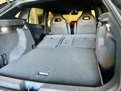 VW ID.4 GTX 77 kWh 4Motion — SUV électrique haute performance, 33 000 km seulement — Miniatura 16