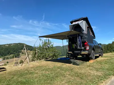 Ford Ranger Limited 2.0 Eco Blue 4x4 — Pick-up premium avec cellule Alucab camper — Thumbnail 8