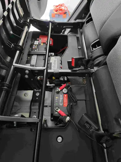 INEOS Grenadier 3.0D Trialmaster Edition — SUV robuste sans électronique envahissante — Miniatur 8