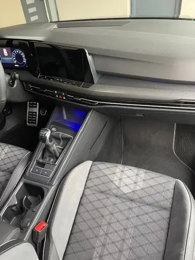VW Golf 1.5 TSI ACT R-Line — Compacte dynamique, 68'000 km seulement — Armaturenbrett