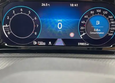 VW Golf 1.5 TSI ACT R-Line — Compacte dynamique, 68'000 km seulement — Miniatur 9