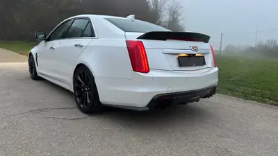 Cadillac CTS-V Sedan 6.2 Supercharged — Muscle car américaine, 649 ch — Miniatur 7
