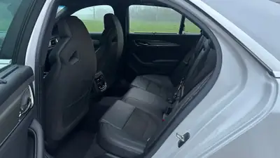 Cadillac CTS-V Sedan 6.2 Supercharged — Muscle car américaine, 649 ch — Miniatur 16