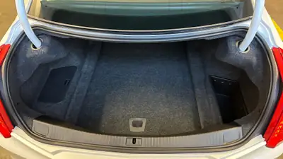 Cadillac CTS-V Sedan 6.2 Supercharged — Muscle car américaine, 649 ch — Miniatur 20
