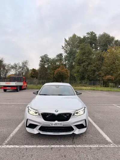 BMW M2 Competition Drivelogic — Coupé sportif 410 ch, sans accident — fianco